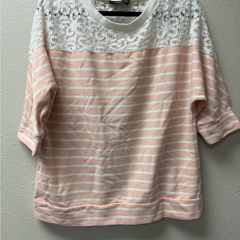 a.n.a Lace Yoke Pink Stripe 3/4 Sleeve Top L - Picture 2 of 7